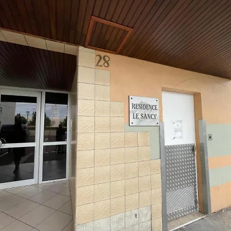 Appartement Meuble Les Domes Du Parc 12eme *