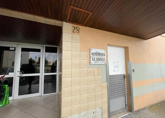 Apartment Meuble Les Domes Du Parc 12eme *