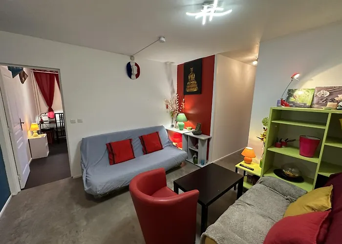 Apartment Meuble Les Domes Du Parc 12eme